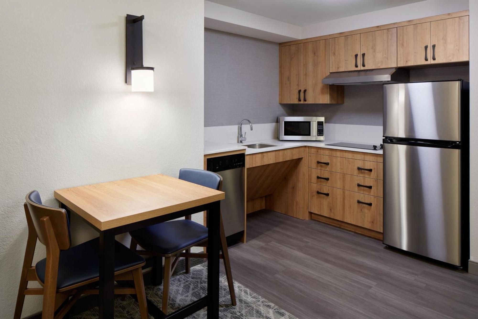Residence Inn By Marriott Mississauga-Airport Corporate Centre West Exterior photo