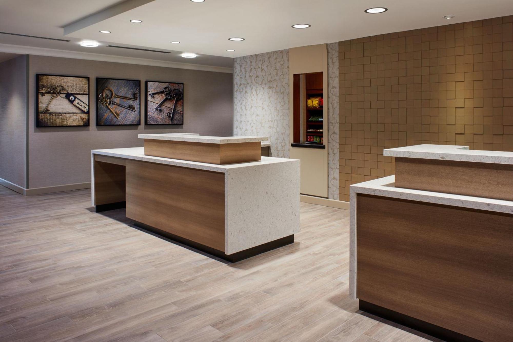 Residence Inn By Marriott Mississauga-Airport Corporate Centre West Exterior photo